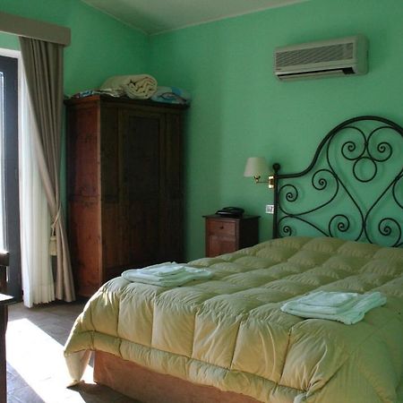 Cascate del Mulino yakınındaki en iyi oteller hangileri? Saturnia Oda fotoğraf